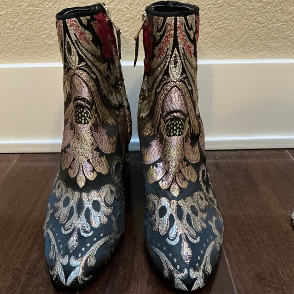 Sam Edelman NWOT Jacquard Ankle Boots - Picture 1 of 3